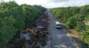 construcción de banquetas en solidaridad