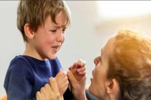 Castigo entendido como pérdida emocional afecta más que cualquier límite, y explorar su impacto ayuda a transformar la relación con nuestros hijos desde la empatía.